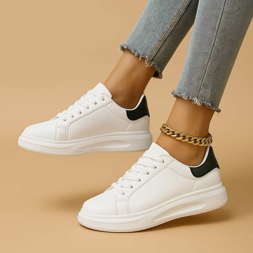 Witte leren sneakers met minimalistisch design voor dames | Jinte